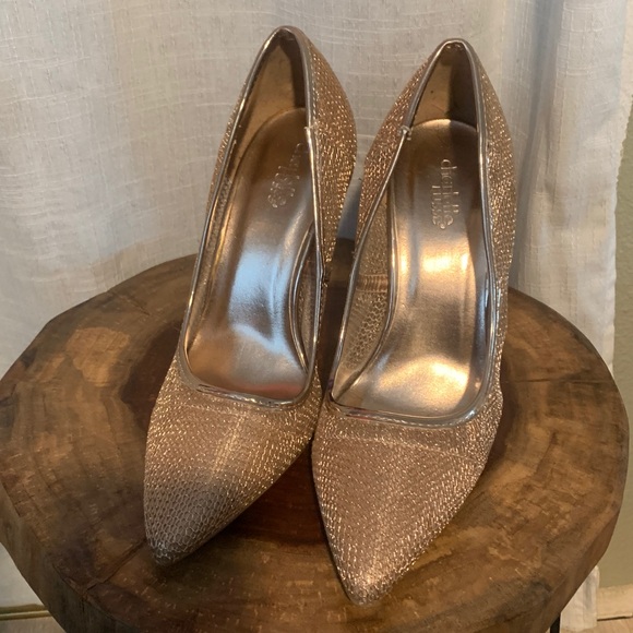 Charlotte Russe Rose Gold shimmery High heels sz 9 - Picture 5 of 9